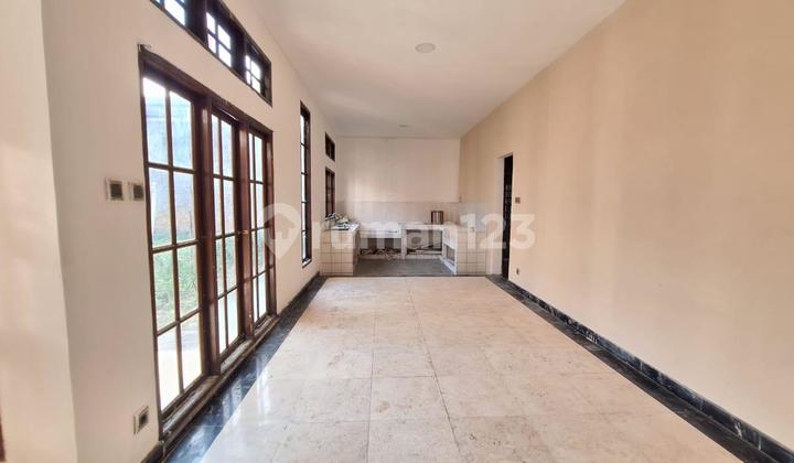 Dijual Rumah Ngantong Mewah Luas 487M 2