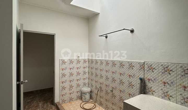 Nice House Ready to Occupy 1 Floor in Tangerang 2