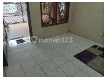 Beautiful and Ready to Occupy House in Islamic Village Karawaci 2