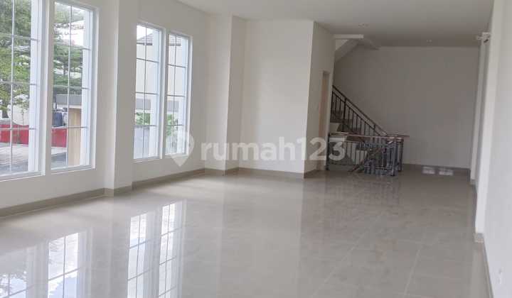 Four-Unit Shophouse Modernland Tangerang City 2