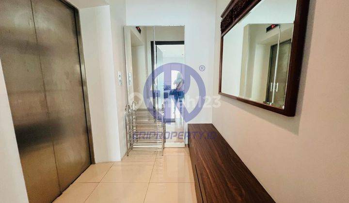 Tiffany Private Lift 2 Bedroom Kemang Village 2