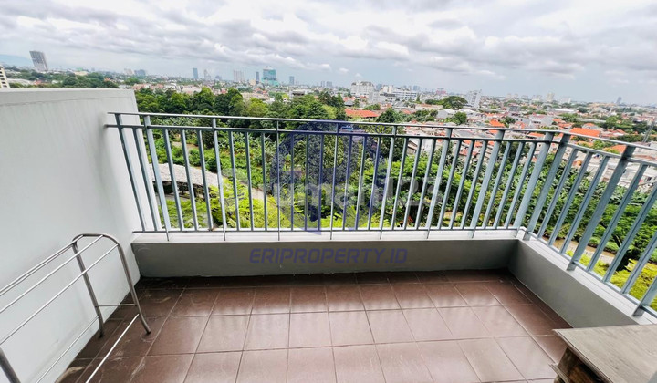 2 BR Cosmo Kemang Village - 124 Sqm, Low Floor 2,3 Miliar