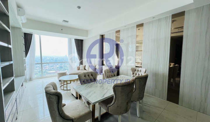 3 BR Empire Kemang Village - 132 Sqm, Balcony, High Floor 2,8 Miliar 2