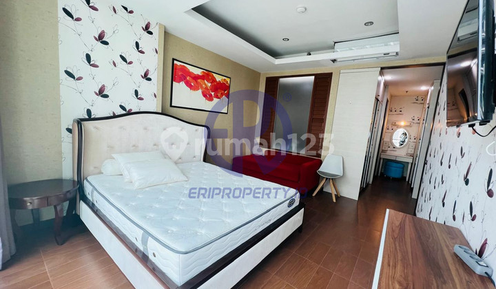 Tiffany 3 BR Private Lift Kemang Village $2000 ERI PROPERTY