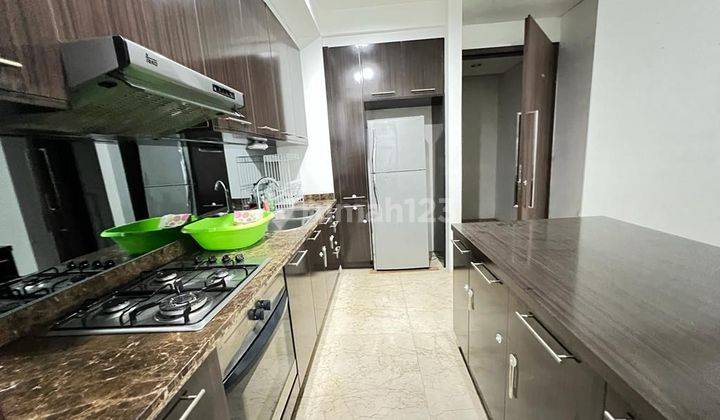 Termurah Semi Furnished 2 BR Private Lift Low Floor Good View 5