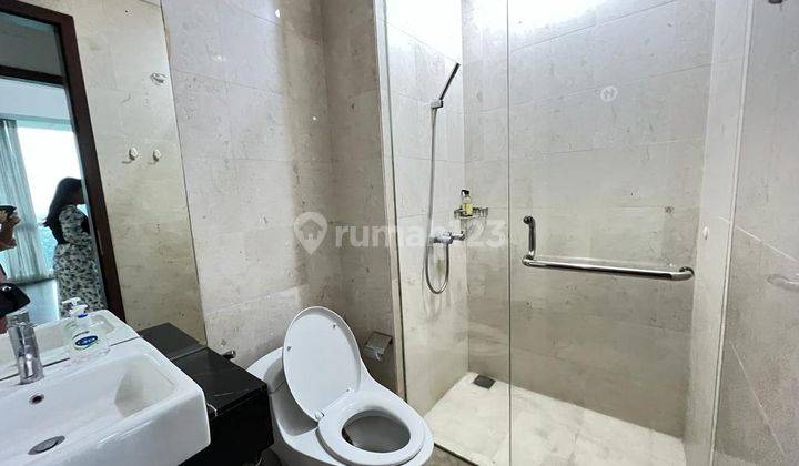 Termurah Semi Furnished 2 BR Private Lift Low Floor Good View 10
