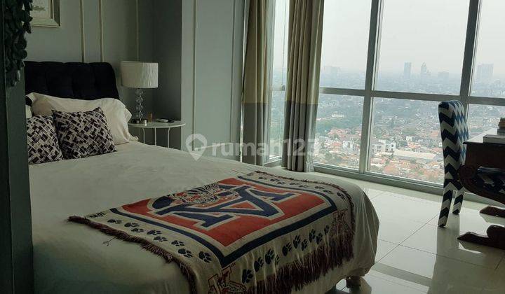2 BR Balcony Cosmo Kemang Village High Floor 3