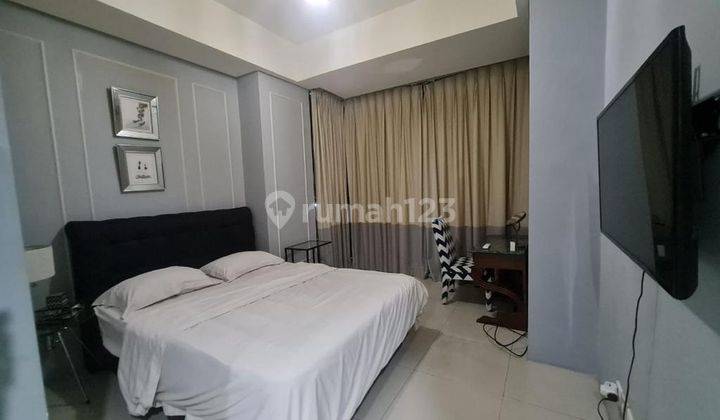 2 BR Balcony Cosmo Kemang Village High Floor 4