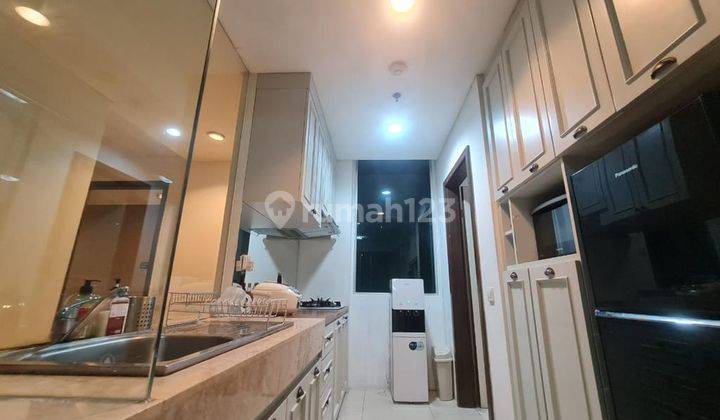 2 BR Balcony Cosmo Kemang Village High Floor 8