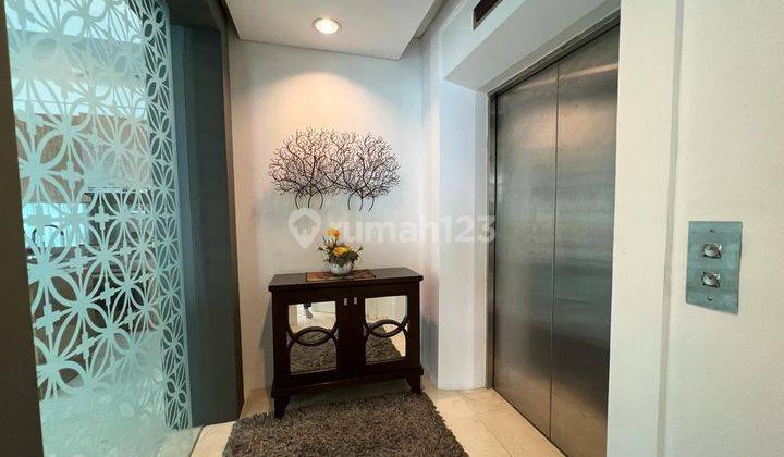 3 BR Ritz Great Unit High Floor Kemang Village Usd 2,400 11