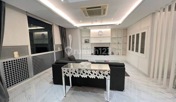 2 BR Balcony Great Unit Pet Friendly Private Lift Infinity 4