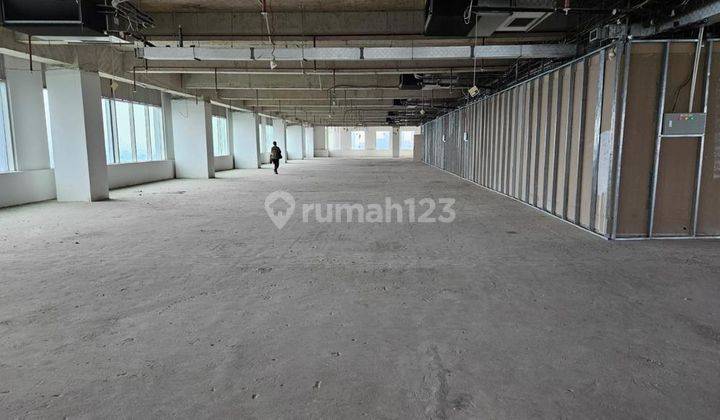 Jual 1 Lantai Ruang Kantor Plaza Oleos Unfurnished 25 Juta Per m² 1