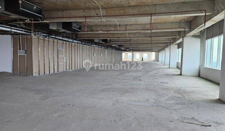 Jual 1 Lantai Ruang Kantor Plaza Oleos Unfurnished 25 Juta Per m² 2