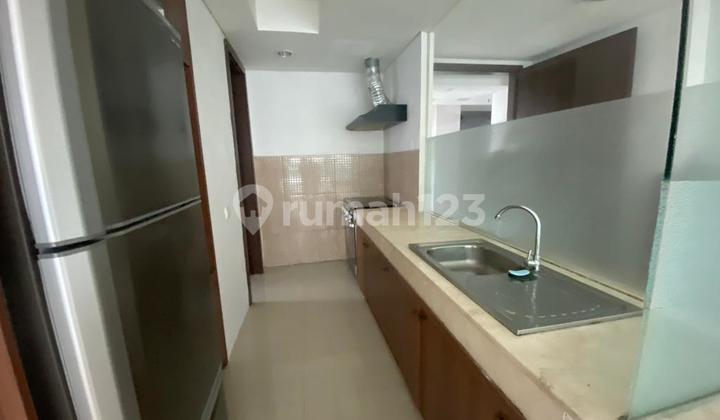 Semi furnished 3 Bedroom Kemang Village Tower Empire with Balcony 2