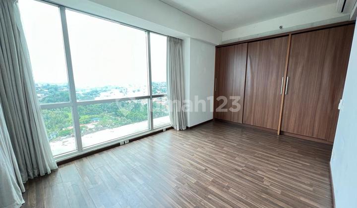 Semi-Furnished 3BR 132 m² + Balcony - Kemang Village Empire | ERI PROPERTY