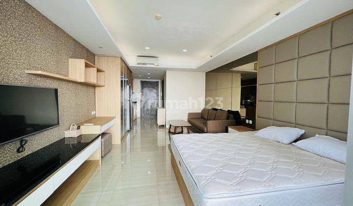 Studio + Balcony Intercon Kemang Village 1