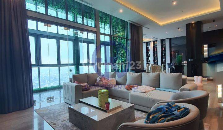 Bloomington Penthouse 4 BR 428 m² Private Lift Kemang Village SHM 1