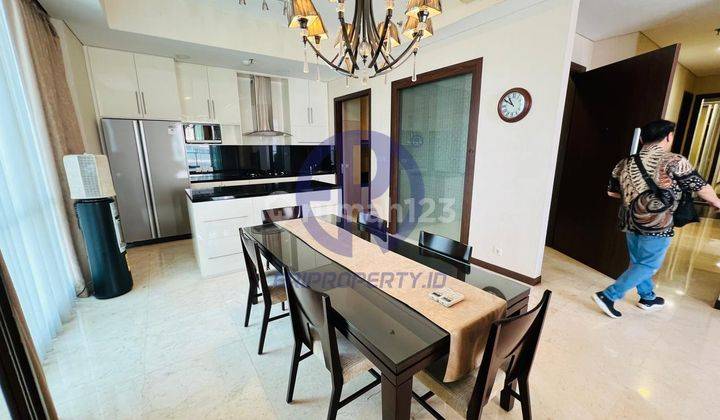 3 BR Tiffany Private Lift Kemang Village 2200 2