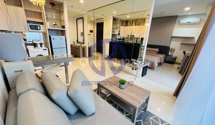 Studio Kemang Mansion 62 m² Tower South + Balcony 2