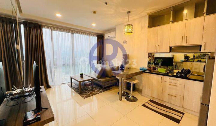 Studio Kemang Mansion 62 m² Tower South + Balcony 1