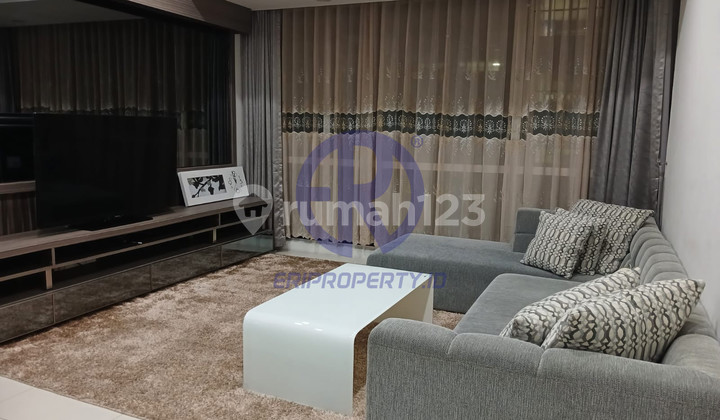 3 BR Empire Kemang Village - 132 Sqm, Balcony 25 Million 1