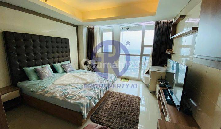 Studio Apartment At Kemang Village Residence 1