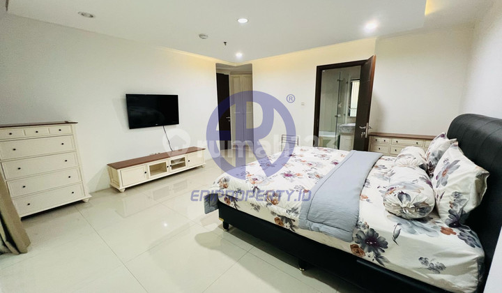 3 BR Infinity Kemang Village - 159 Sqm, Pet Friendly $ 2,100 2