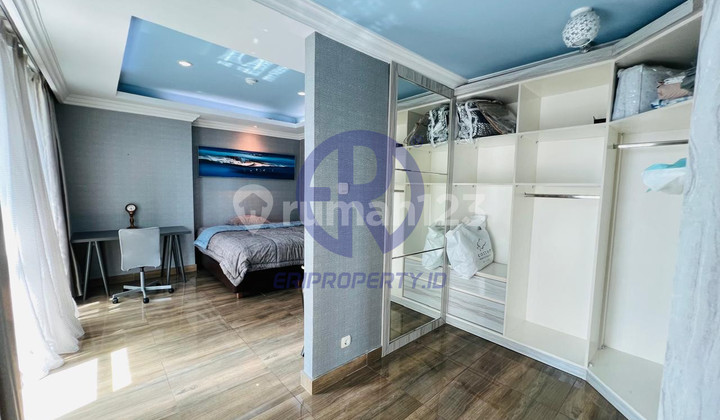 Type 3 BR Modiv Into 2 BR, Private Lift Kemang Village Infinity Tower Type 3 BR Modiv Into 2 BR, Private Lift Kemang Village Infinity Tower