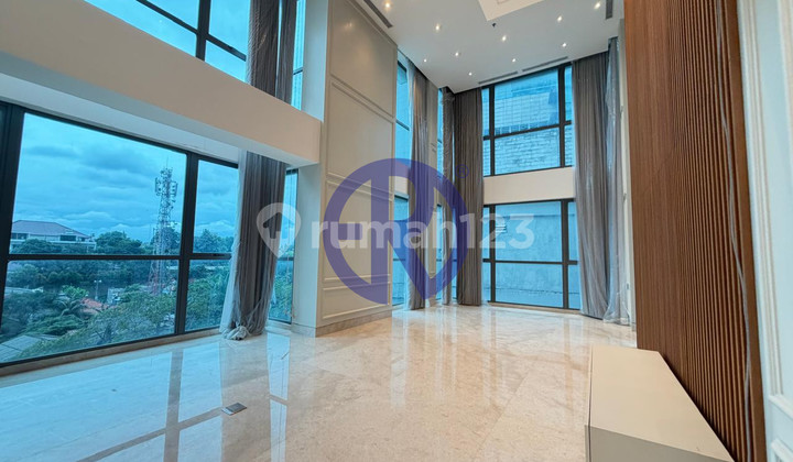 A Brand New 4 BR Bloomington Duplex - 432 Sqm, Low Floor | $ 4,800 2