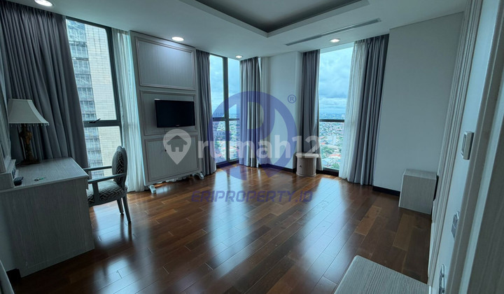 3 BR Bloomington Kemang Village - 221 Sqm, Private Lift $ 3,200 3 BR Bloomington Kemang Village - 221 Sqm, Private Lift $ 3,200
