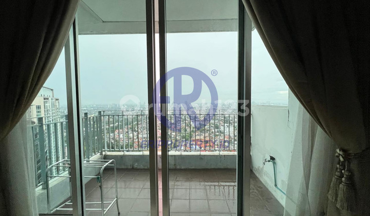 4 BR Cosmo Penthouse Kemang Village - 174 Sqm, Balcony $2,200