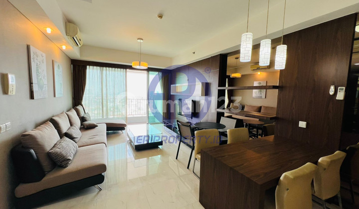 Cosmo 2 Bedroom Balcony + 1 maid room Kemang Village  1