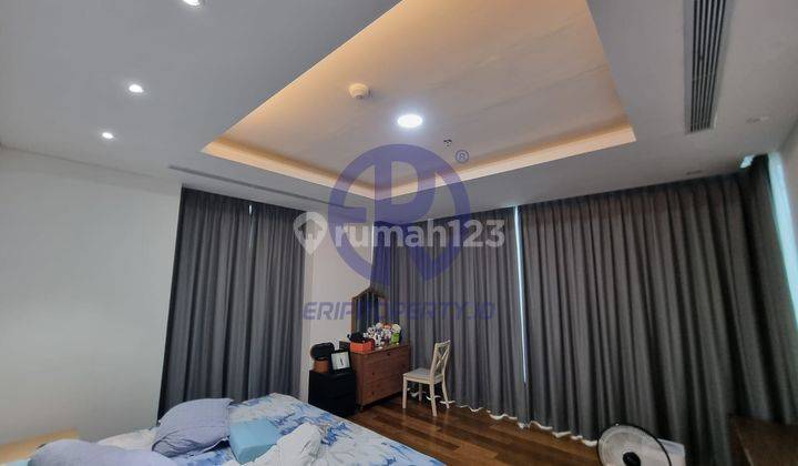 Bloomington SHM 4 BR 249 m² Kemang Village ERI PROPERTY 2