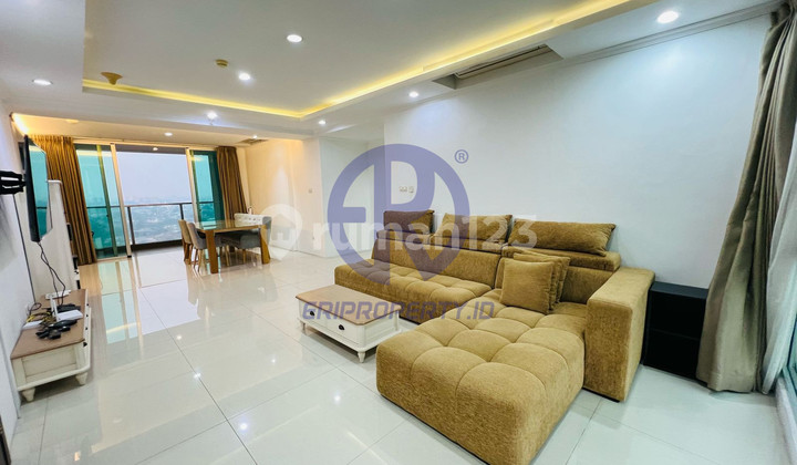 3 BR Infinity Kemang Village - 159 Sqm, Pet Friendly $ 2,100