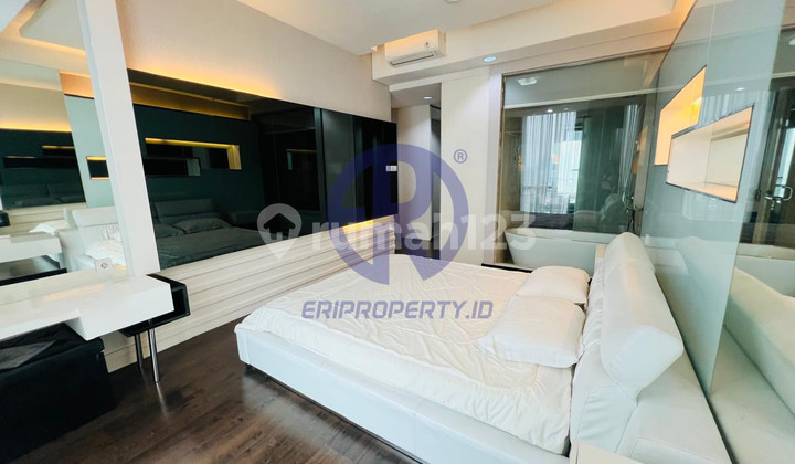Ritz Kemang Village 3Br 165 Sqm | Private Elevator | Balcony | USD 2,000 2