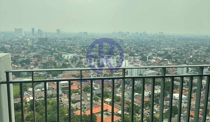 4 BR Cosmo Kemang Village - 161 Sqm, High Floor Rp 4 Miliar 2