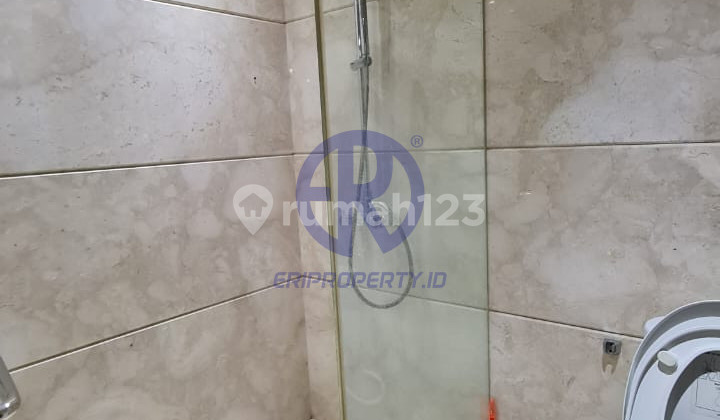 Studio Intercon Kemang Village - 43 Sqm, Balcony 10 Million 2