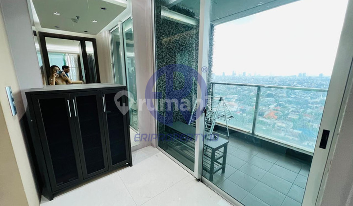 3 BR Infinity Kemang Village - 181 Sqm, Private Lift, Pet Friendly 5,7 M 2