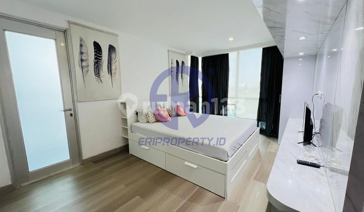 Pet Friendly 3 BR + Balcony Private Lift Infinity Kemang Village