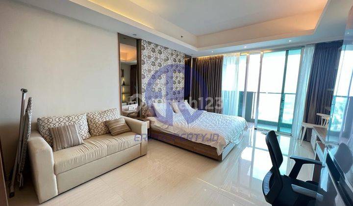 Tower Intercon Studio Balcony Kemang Village  1