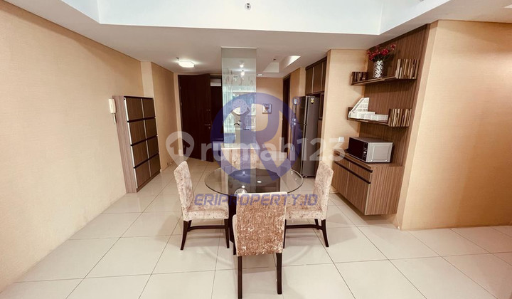 3 BR Apartment 132 M² With Balcony - Empire Kemang Village | Eri Property 2