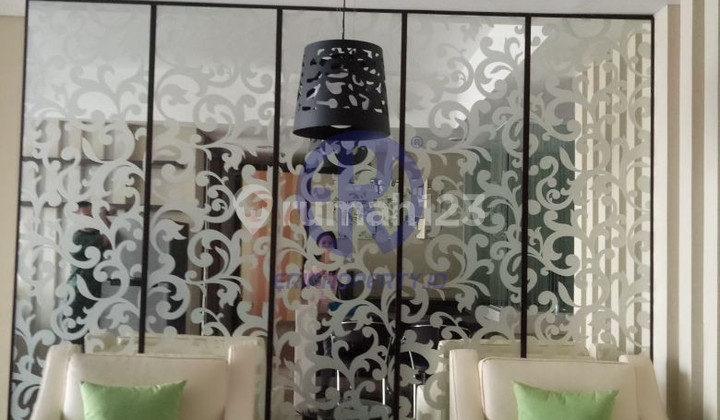 3 BR Cosmo Kemang Village - 142 Sqm, High Floor Rp 3,2 Miliar 2