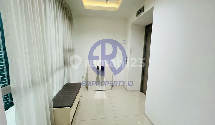 Ramah Hewan Peliharaan 3 BR Lift Pribadi Kemang Village $ 2100 ERI PROPERTY 2