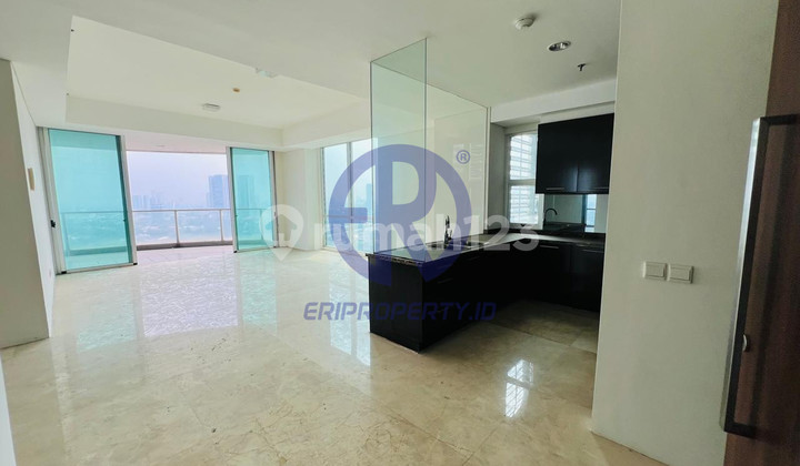 4 BR Ritz Kemang Village - 204 Sqm, Private Lift, Unfurnished 5 M 2