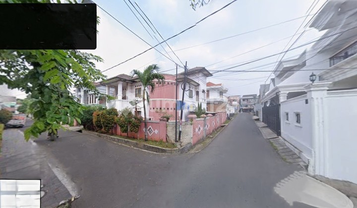 Dijual Rumah Besar 5 Kamar Tidur di Komplek Dki Joglo, Jakarta Barat Dijual Rumah Besar 5 Kamar Tidur di Komplek Dki Joglo, Jakarta Barat