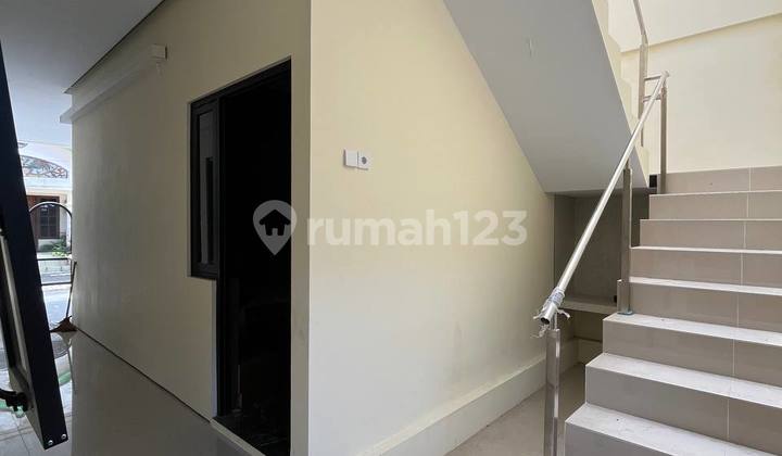 EXCLUSIVE 12 KT KOS only 2.9 M during Construction Process Premium Location 4 minutes from UGM area Around 4-Star Hotel EXCLUSIVE 12 KT KOS only 2.9 M during Construction Process Premium Location 4 minutes from UGM area Around 4-Star Hotel