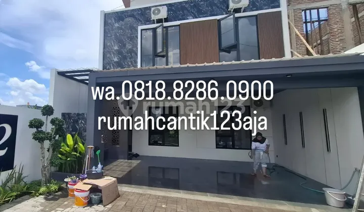 Rumah Cantik Full Furnish Baru Lt 134 dengan 5 K T dan 4 K M Legalitas Komplit