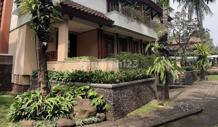 FOR RENT. CIPETE AREA Modern and bright Balinese style townhouse in quiet area of Cipete 1