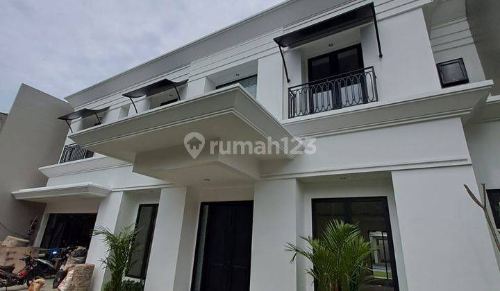 For rent House. Brand new modern house in Cilandak area. Must see.  2