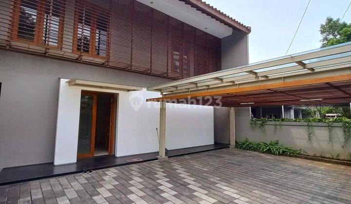 Newly Renovated House In Menteng Area. Must See 1